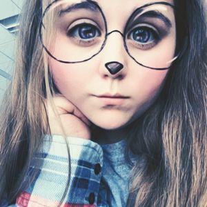 Meet your Posher, Cora